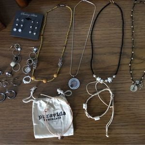 Misc jewelry bundle
